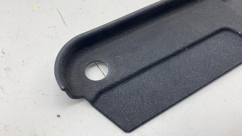 PT00039438 ⭕ 2022-2024 Rivian R1T Rear Left & Right D-Pillar Closeout Trim Panel PT00039438