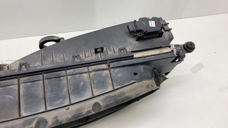 100725600G 2012-2015 Tesla Model S MS Radiator Shutter Air Duct Center Intake Grille Assy