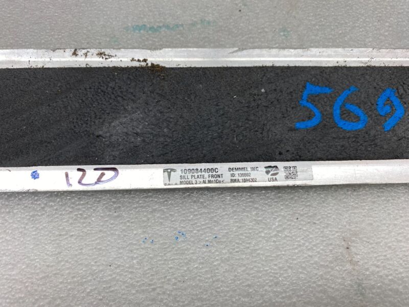 1090844 00 C ⭕ 2017-2023 Tesla Model 3 M3 Front Left or Right Sill Scuff Plate 1090844-00-C
