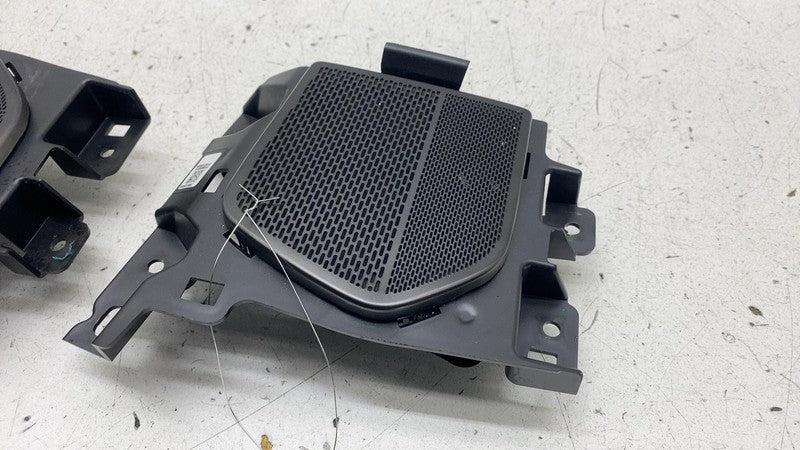 22-24 Rivian R1S R1T Speaker Tweeter Mid Range Meridian Audio Sound PT
