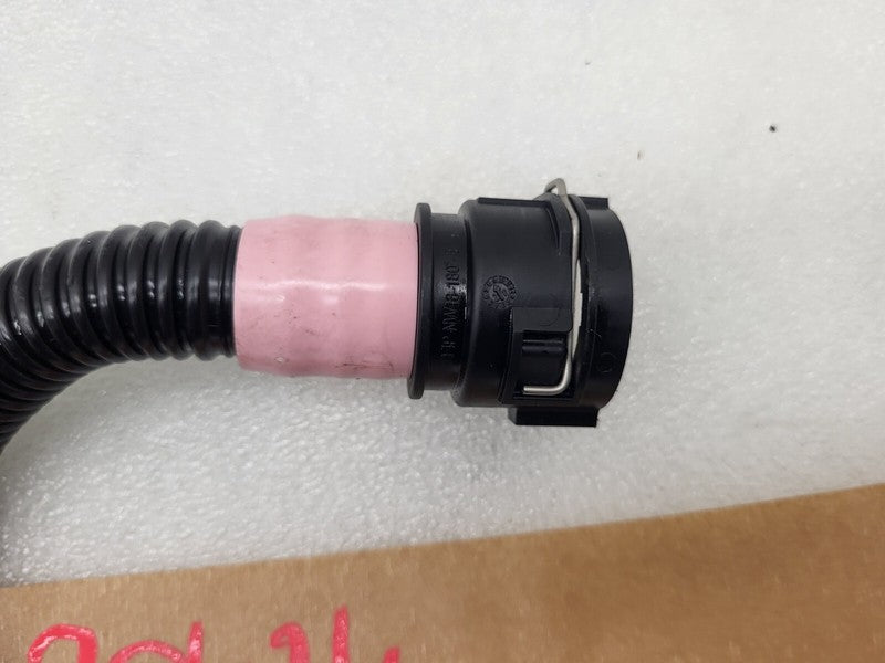 150132500B ⭕ 17-23 Model 3 M3 Radiator Outlet Coolant Pipe Cooling Hose Tube 1501325-00-B