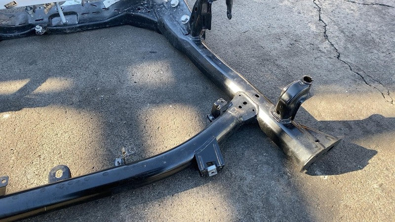 ⭕ 2017-2024 Chrysler Pacifica Front Undercarriage Subframe Crossmember Cradle