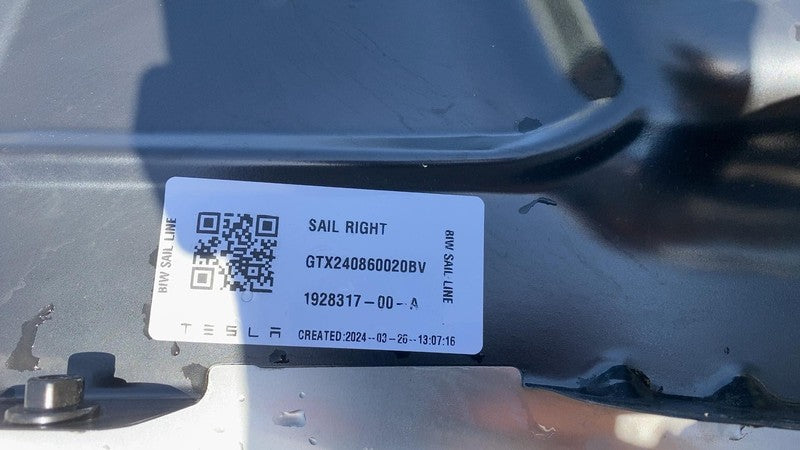 1928317-00-A ⭕24-25 Cybertruck Rear Passenger Right Quarter Panel Fender Sail RH 1928317-00-A