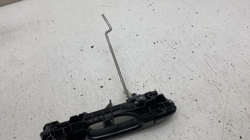 2019-2024 Subaru Forester Front Passenger Side Exterior Door Handle Right Gray