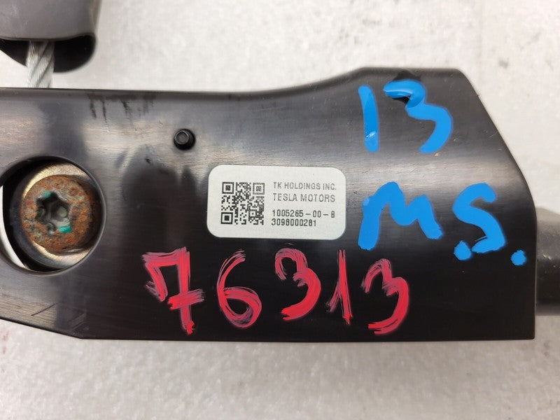 100526500B ⭕ 12-15 Model S Front Right Seat Belt Outboard Lap Pre-Tensioner 1005265-00-B