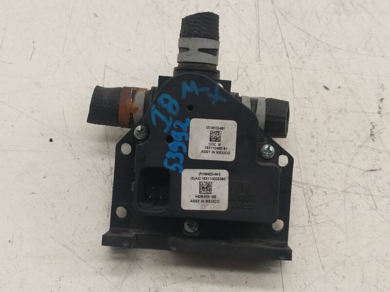 2016-2020 Tesla Model X 3-Way Coolant Valve Motor Actuator System 1064225-00-E