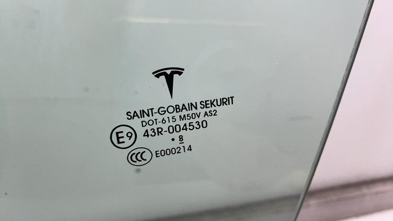 E9 43R-004530 ⭕ 2017-2019 Tesla Model 3 Front Driver Side Door Window Glass Left (Single Pane)