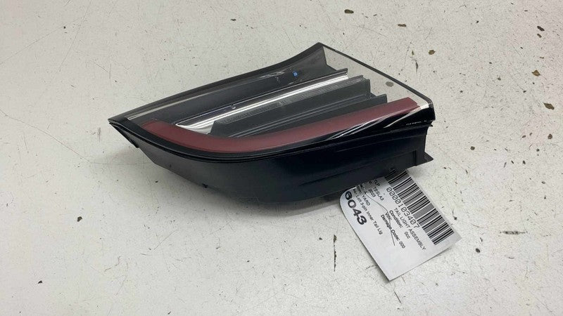 Tail Light Assembly TESLA MODEL 3 Left 23