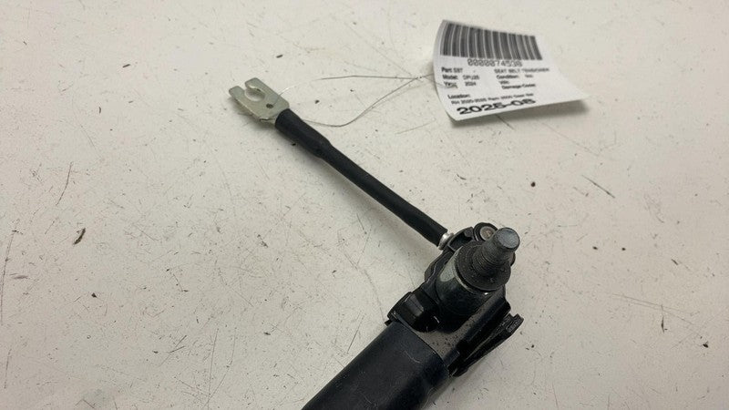 68470032AA ⭕ 2020 2021 2022 2023 2024 2025 Ram 2500 Seatbelt Pretensioner Right 68470032AA