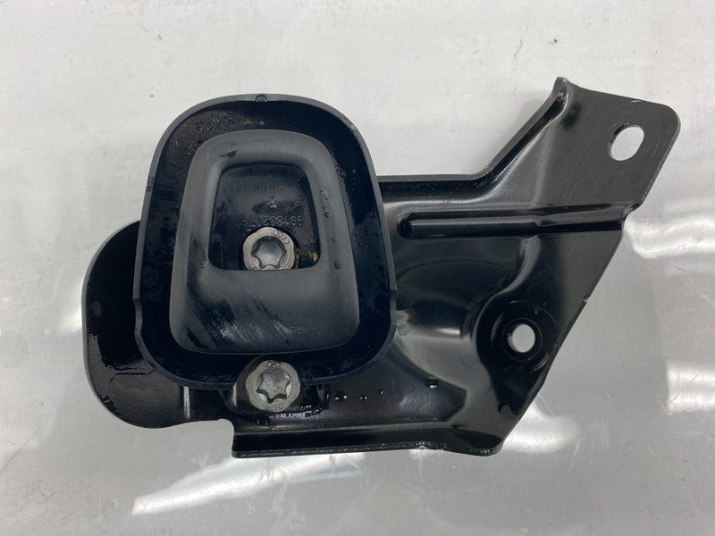 1060012 00 D ⭕16-20 Tesla Model X Rear Left Trim Trunk Liftgate Tie Down Bracket 1060012-00-D