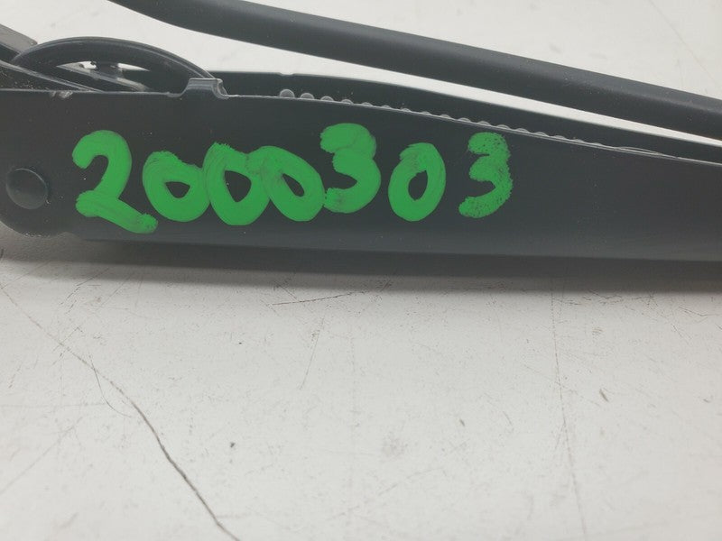1076729-00-C ⭕ 2017-2022 Tesla Model 3 Front Windshield Wiper Arm & Blade Right 1076729-00-C