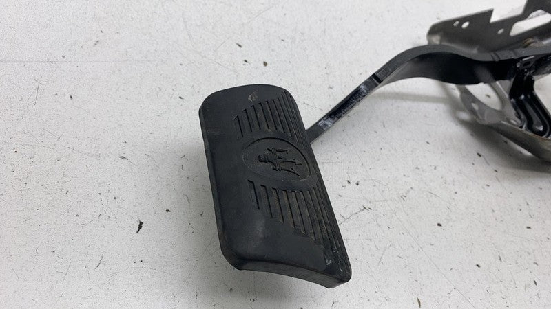 ⭕ 2017-2020 Maserati Levante Front Brake Foot Stop Pedal w/ Bracket 06