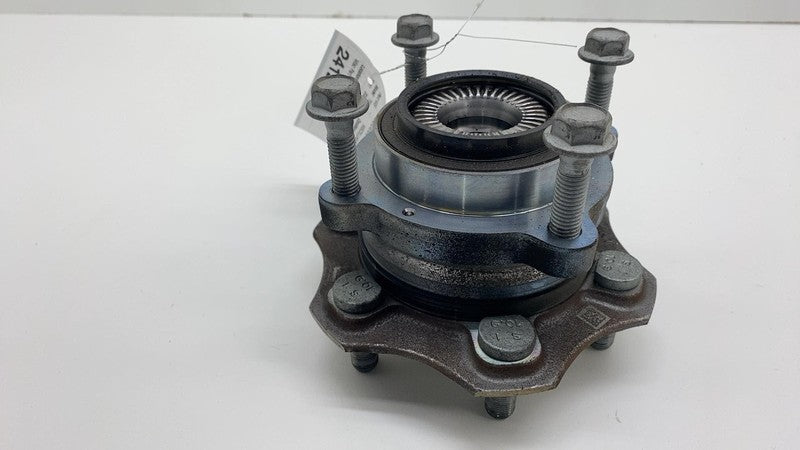 125017100D 2024 Tesla Cybertruck Front or Rear Driven Hub Assy 6x139.7mm PCD - 180mm FLANGE