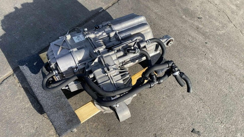 ⭕ 16-19 Tesla Model S Electric Engine Motor Rear Small Drive Unit 1037