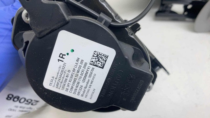 ⭕ 24-25 Tesla Model 3 M3 Front Right 1st Row Seat Belt & Retractor 185