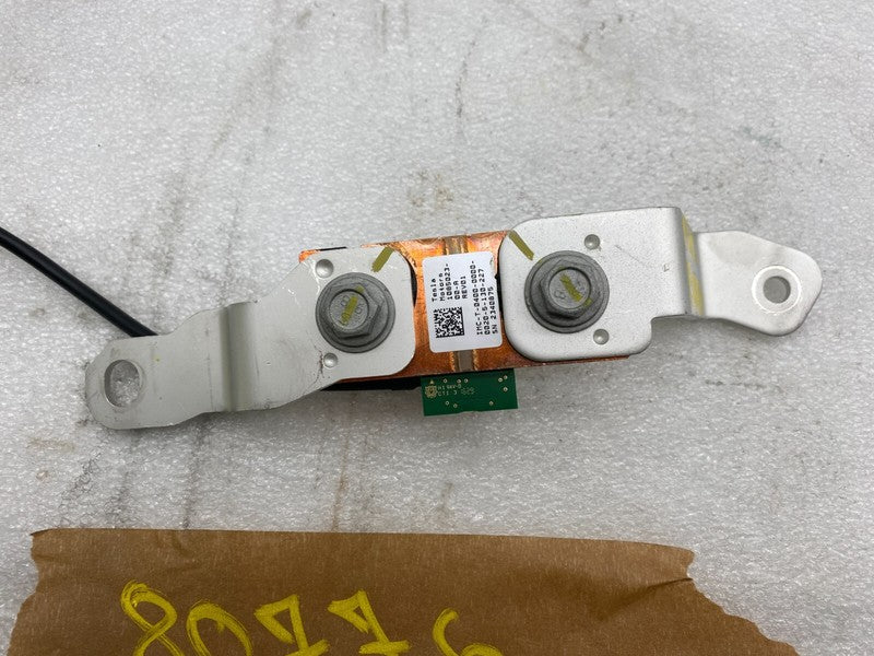 108502300A ⭕ 2016-2020 Model S High Voltage Battery Shunt Conductor w/ Bracket 1085023-00-A