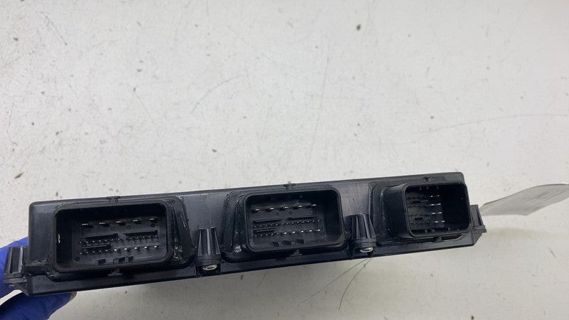 PT00054997G 2022-2024 Rivian R1T R1S Tailgate Liftgate Back Door Pick Up Box Control Module