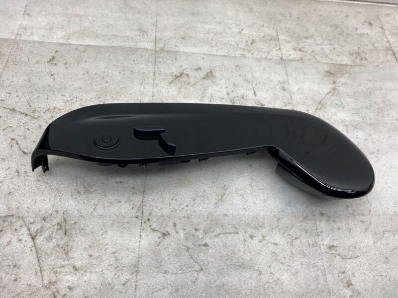 1049316-00-B 2016-2020 Tesla Model X MX Front Right Memory Seat Control Switch Button & Panel