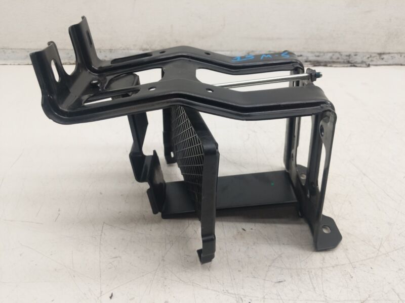 1028668 00 C, 102866800C 2012-2020 Tesla Model S MS Battery Tray Pad Holder Bracket Assembly 1028668-00-C
