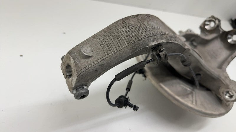 ⭕ 17-23 Model 3 Front Right Spindle Knuckle + Hub (Non-Driven) RH 1044