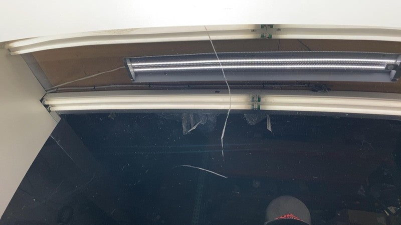 1587892-00-A ⭕ 24-25 Model 3 Front Middle Panoramic Sun Moon Roof Window Glass 1587892-00-A