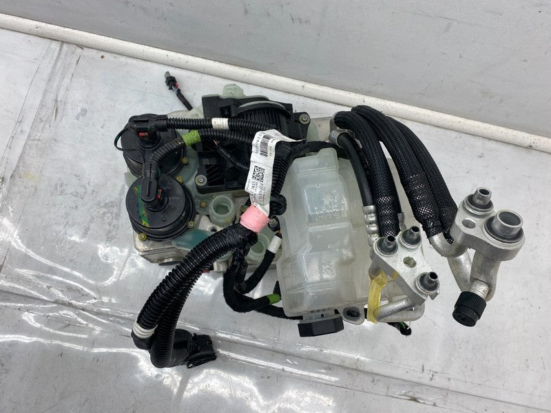 1506803 00 F 20-24 Model Y Supermanifold Refrigerant Chiller & Coolant Reservoir 1506803-00-F
