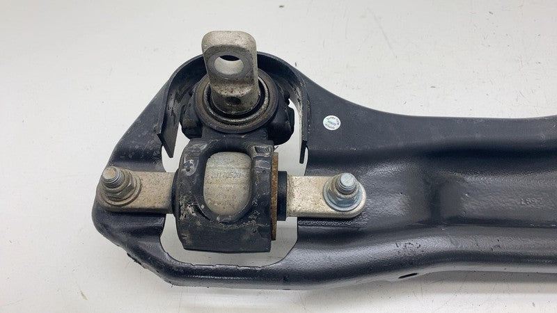 68284220AC ⭕ 2017-2024 Chrysler Pacifica Rear Driver Side Lower Trailing Control Arm Left