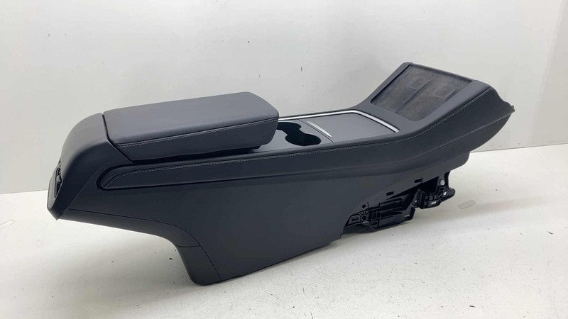 1617526-71-C ⭕ 21-24 Tesla Model Y Front Center Console Storage w/ Armrest GEN 2 1617526-71-C
