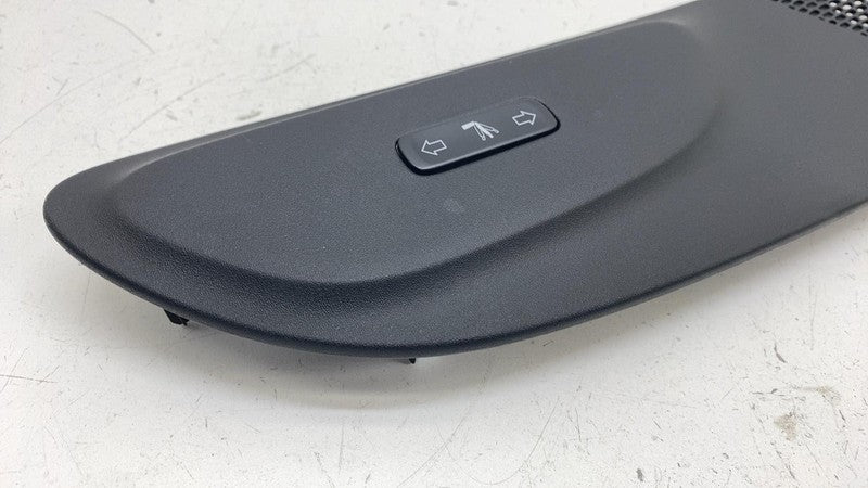 6DB41DX9AE ⭕ 17-25 Chrysler Pacifica Rear Left Quarter Trim Bolster Cover Panel 6DB41DX9AE