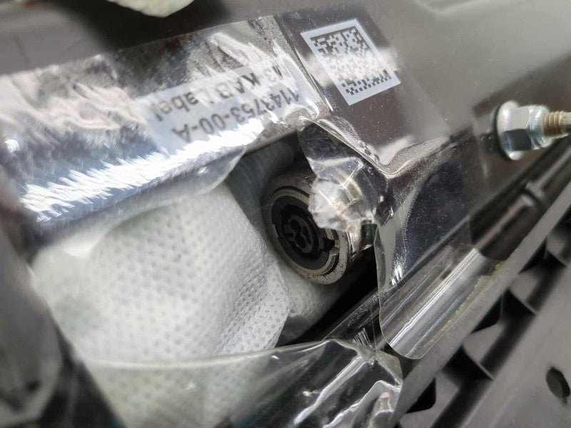 ⭕ 17-23 Tesla Model Y 3 Right Knee Airbag Passenger Safety Module 1077