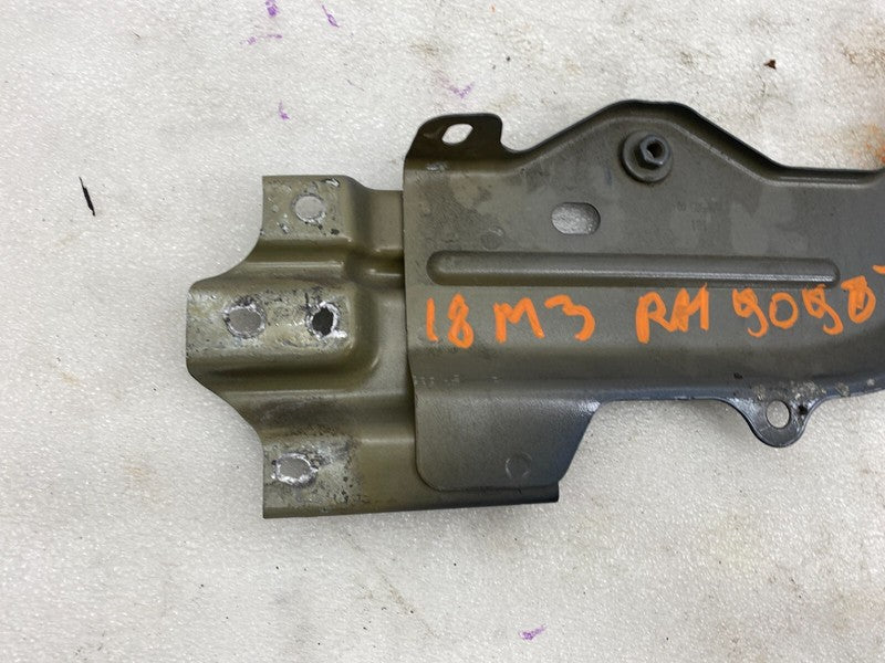 109230500B ⭕ 2017-2023 Tesla Model 3 Front Right Fender Mount Support Bracket 1092305-00-B