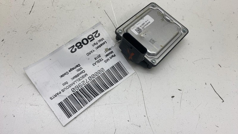 ⭕2016-2023 Model 3 Y S X Seven Pin Perpendicular Radar Sensor 7-Pin 11