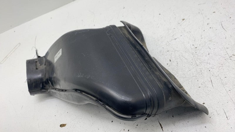 ⭕ 2018-2024 Lincoln Navigator Engine Air Cleaner Hose Pipe Duct FL34-9