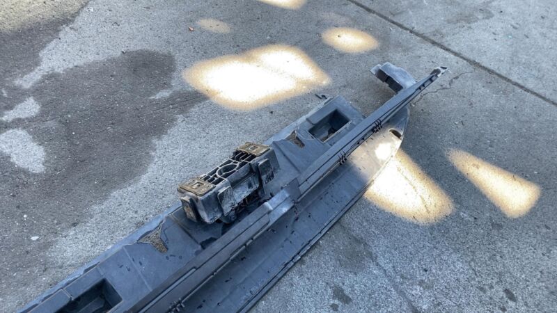 1666900110 ⭕ 16-19 Mercedes-Benz GLE350 Left Side Step Running Board Nerf Bar LH A166690011
