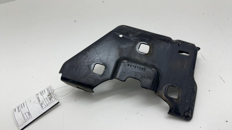 ⭕ 2014-2018 Chevrolet Silverado 1500 Front Left Bumper Inner Bracket L