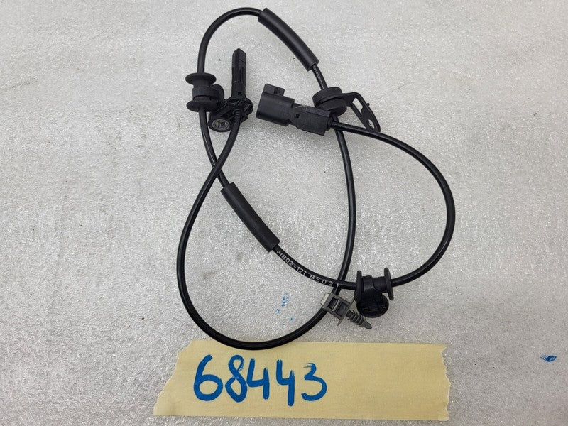 104476100E 17-22 Model 3 Front Left or Right Anti-Lock ABS Wheel Speed Sensor 1044761-00-E