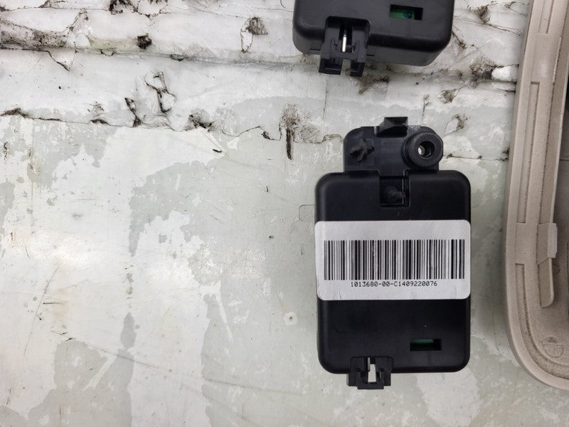 ⭕2012-2020 Tesla Model S Headliner Microphone + Courtesy Dome Lamp Rea