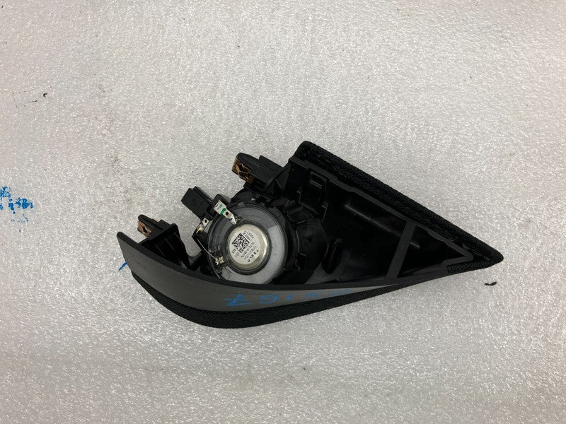 1079741 00 A ⭕17-23 Tesla Model 3 Front Right Door Audio Tweeter & Speaker Cover 1079741-00-A