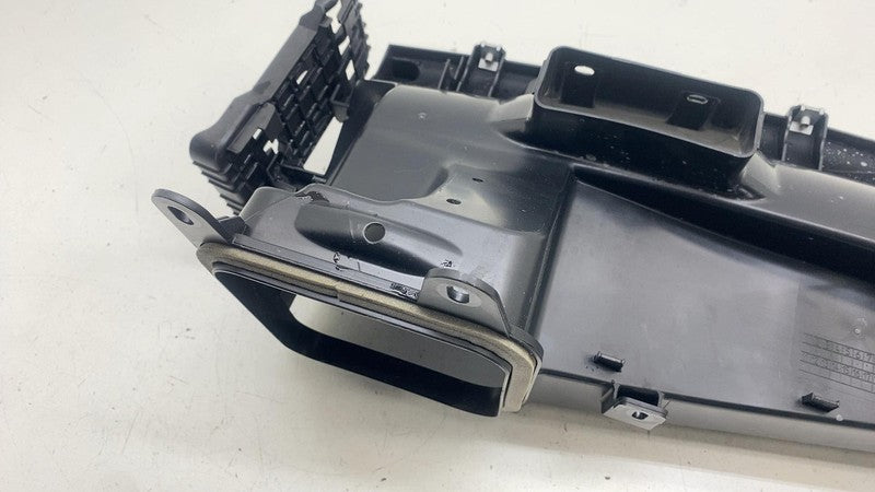 64319266839 ⭕ 2014-2021 BMW i3 I01 Outside Air Intake Duct Water Separator Cover 64319266839