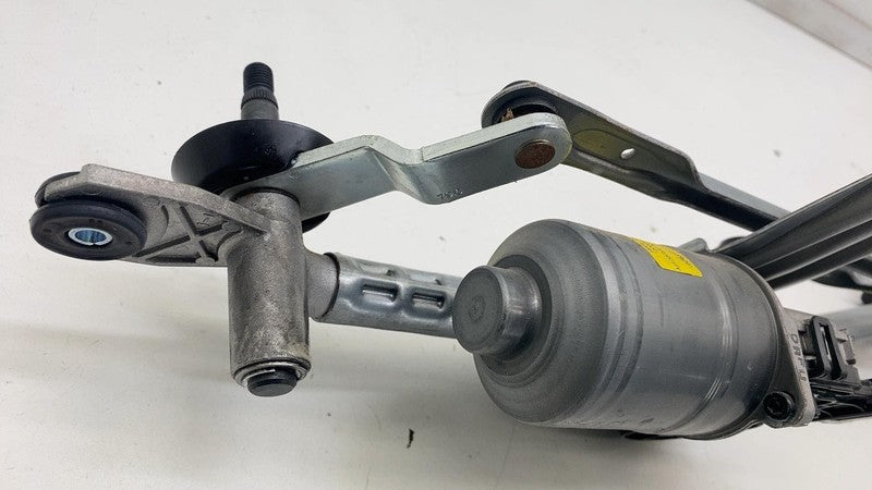98100GI000 ⭕ 22-24 Ioniq 5 Front Windshield Wiper Transmission Linkage w/ Motor 98100-GI000