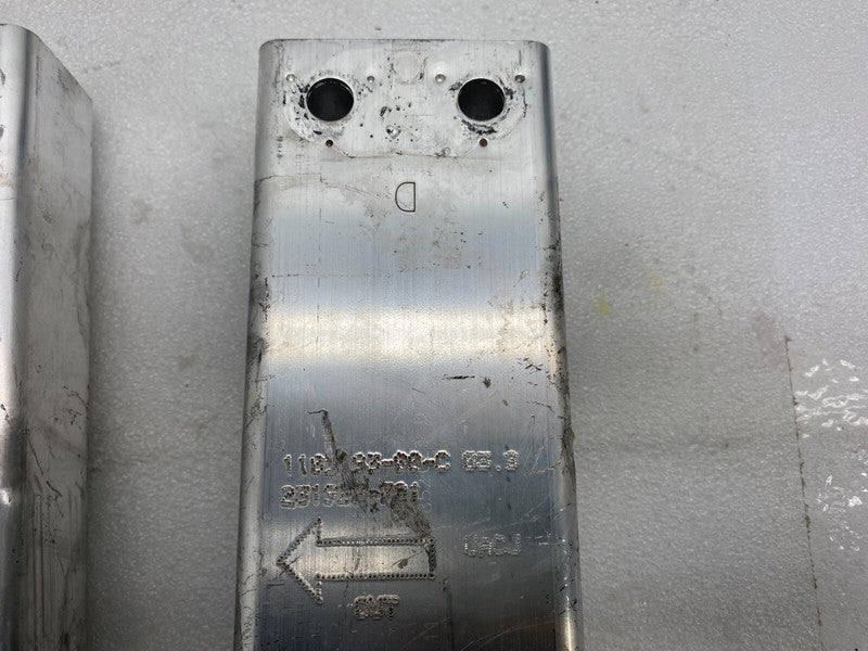 1109193 00 C ⭕ 17-23 Model 3 Y Front Bumper Reinforcement Crush Can Bracket x2 1109193-00-C