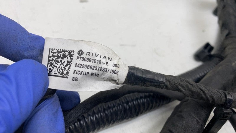 PT00891018 E ⭕ 2025 Rivian R1S Front End Engine Bay Wiring Harness Cable Wire PT00891018-E