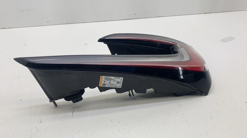 1691498-00-F ⭕ 24-25 Model 3 Rear Driver Side Taillight Quarter Tail Lamp Left 1691498-00-F