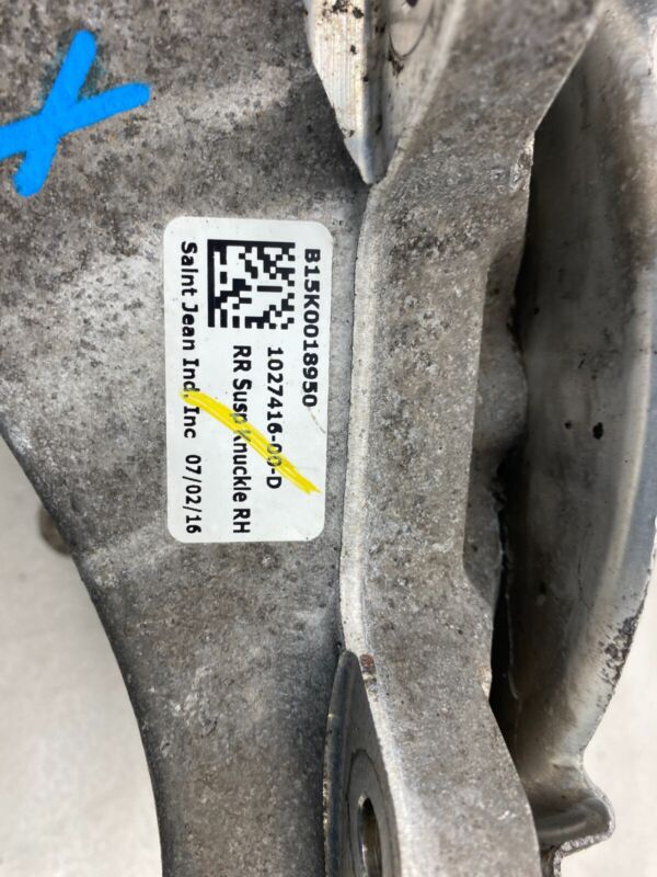 2016-2020 Tesla Model X Rear Right Suspension Spindle Knuckle w/ Rotor Shield RH