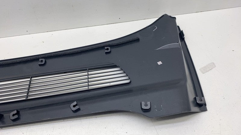 161981298B ⭕ 20-24 Tesla Model Y Rear Section Underhood HEPA Apron Cover Trim 1619812-98-B