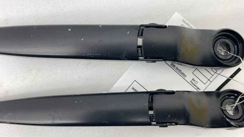 ⭕2018-2023 Jeep Wrangler Front Left & Right Windshield Wiper Arm Assy