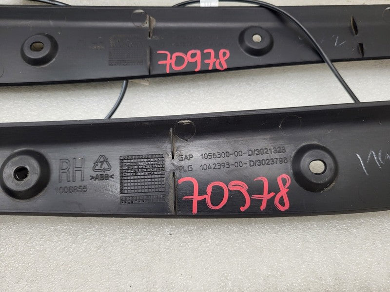 1056300 00 D ⭕16-22 Model X MX Rear Left & Right Trunk Cover Sensor 1056299-00-D/1056300-00-D