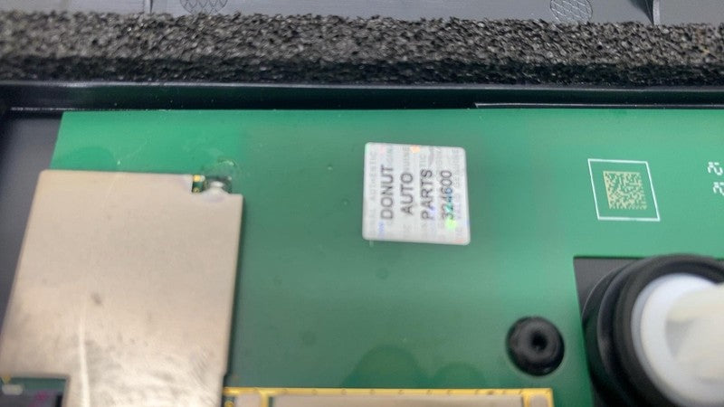 151625800E ⭕ 20-23 Tesla Model Y Passenger Exterior B-Pillar Applique Trim w/ Camera Right