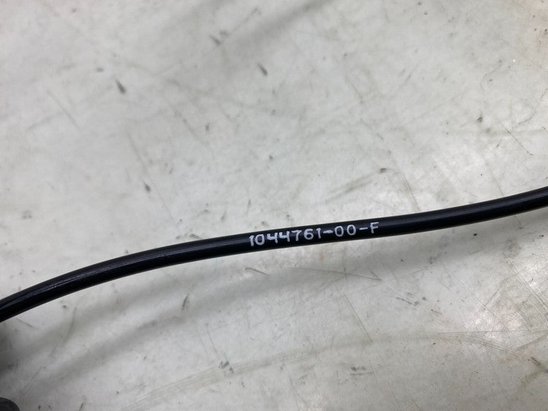 104476100F ⭕17-23 Model 3 Front Left or Right Anti-Lock ABS Wheel Speed Sensor 1044761-00-F