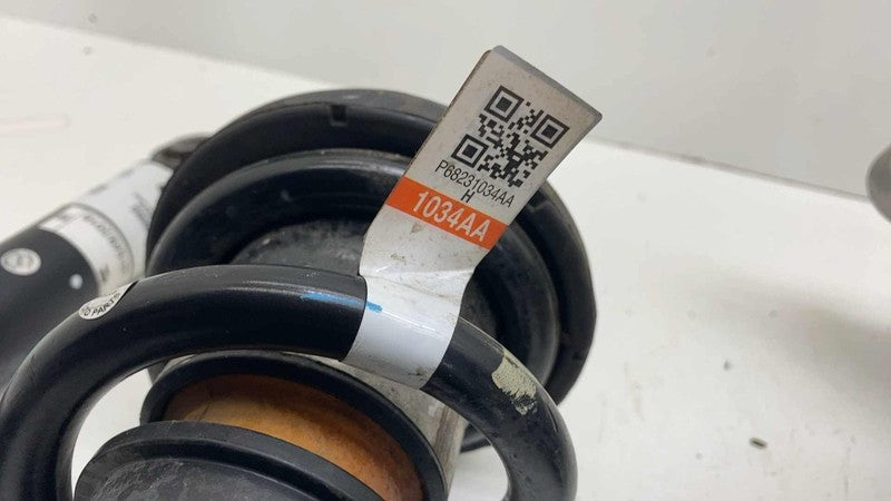 ⭕ 17-25 Chrysler Pacifica Rear Left Spindle Knuckle + Strut + Control